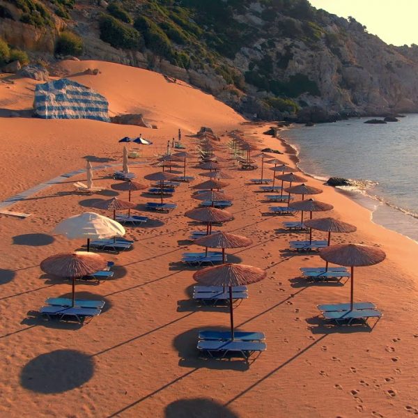 tsampika beach