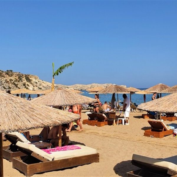 tsampika beach